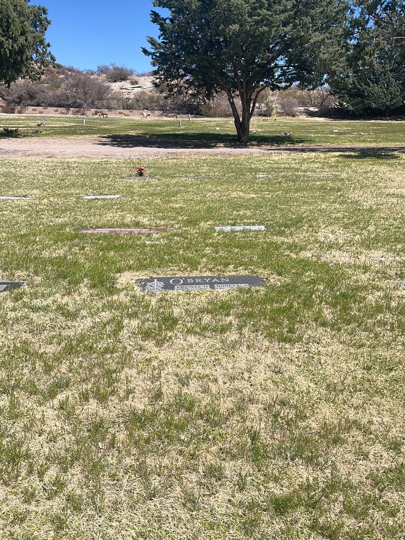Robert A. O'Bryan's grave. Photo 1