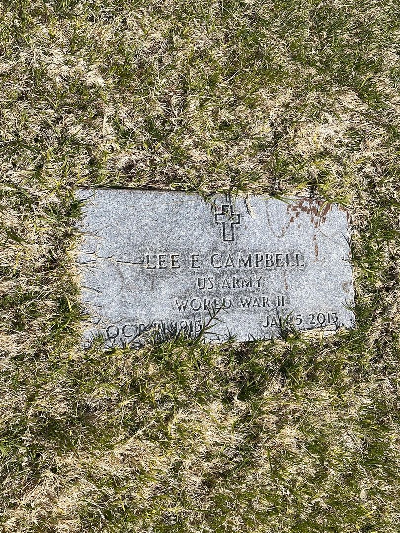 Lee E. Campbell's grave. Photo 1