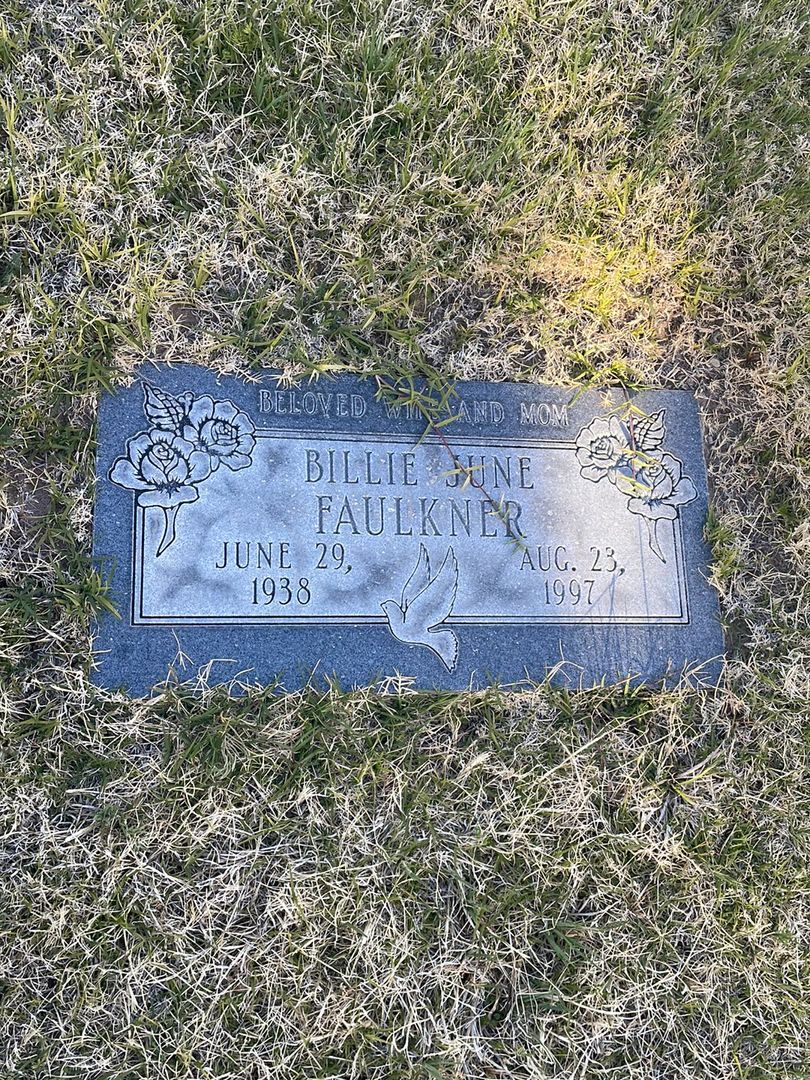 Billie June Faulkner's grave. Photo 1