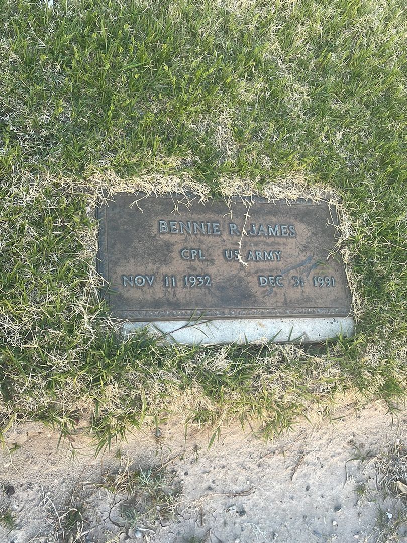 Bennie R. James's grave. Photo 1