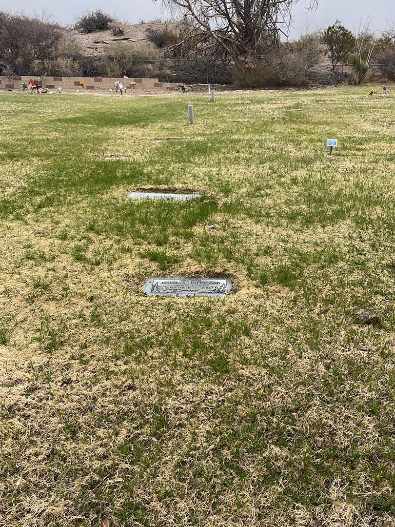 Jeanne A. Valenciano's grave. Photo 1