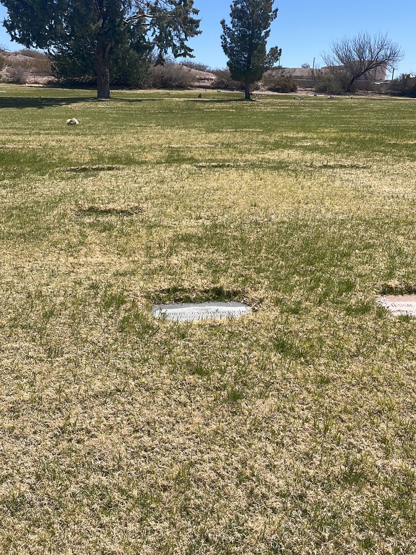 Herbert James "Skip" Vanderslice's grave. Photo 1
