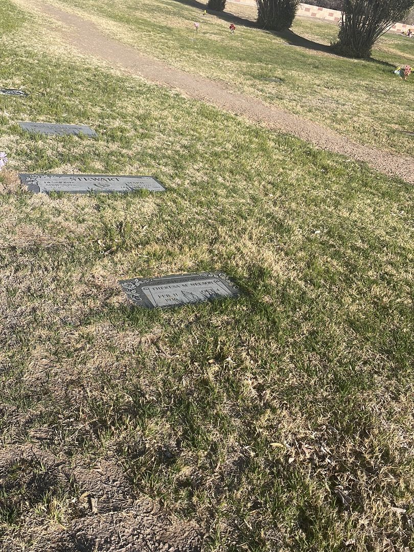 Theresa M. Nelson's grave. Photo 1