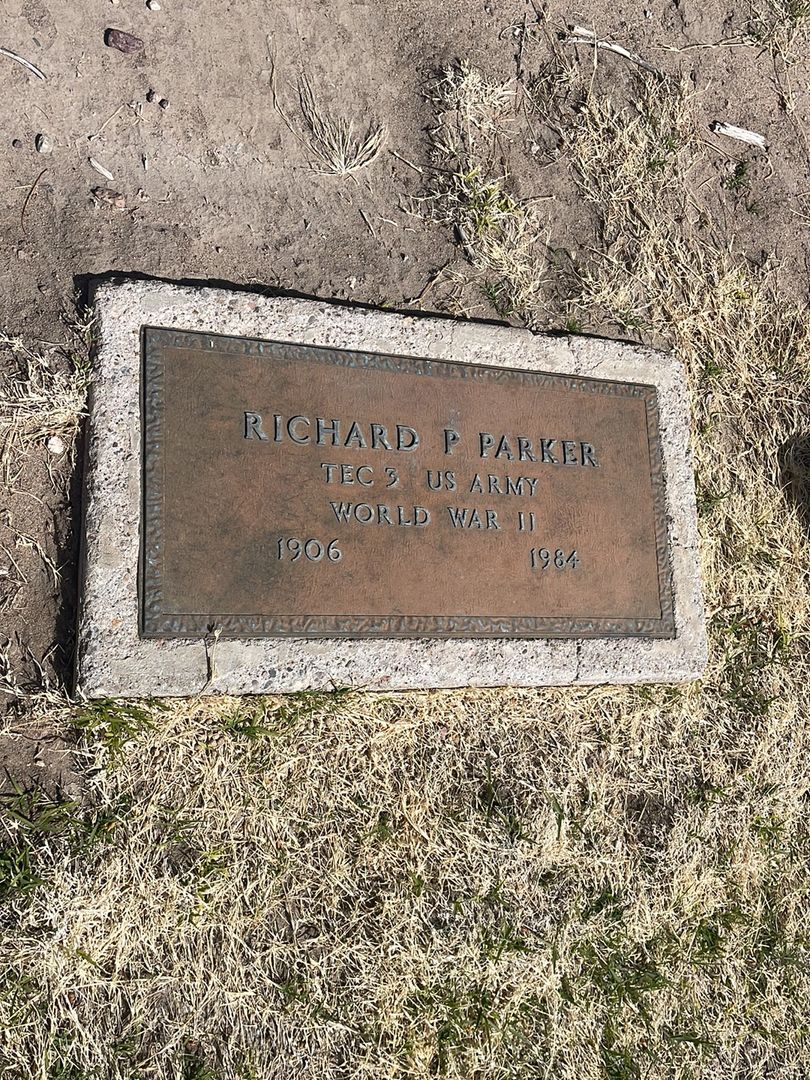 Richard P. Parker's grave. Photo 1