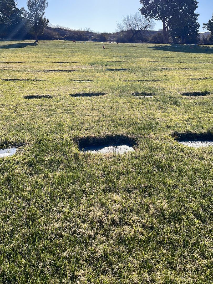 Constantine Zdun's grave. Photo 1