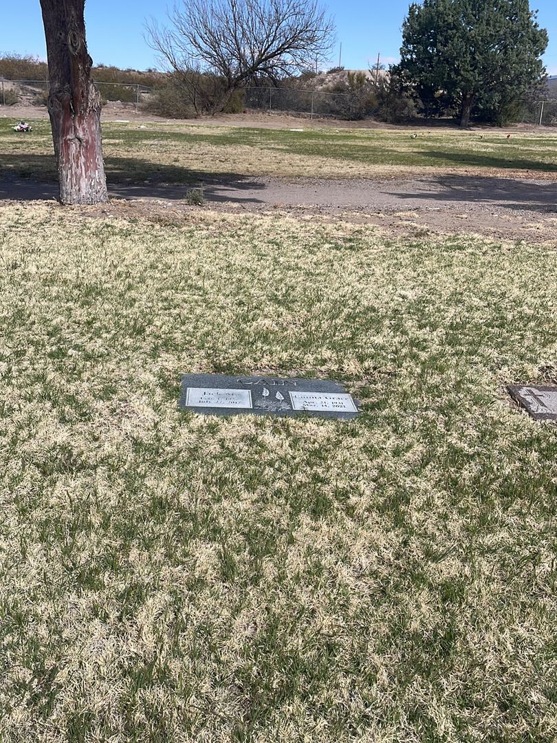 Emma Grace Cain's grave. Photo 1