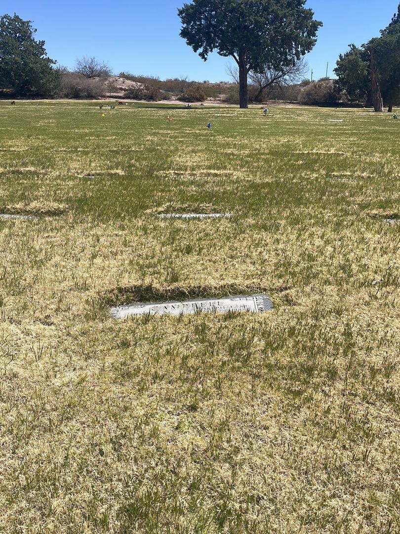 Joseph F. Campbell Senior's grave. Photo 1