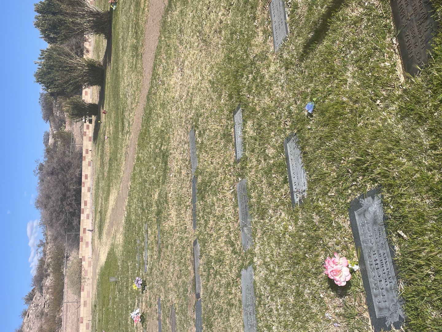Billie Gene Isler's grave. Photo 1